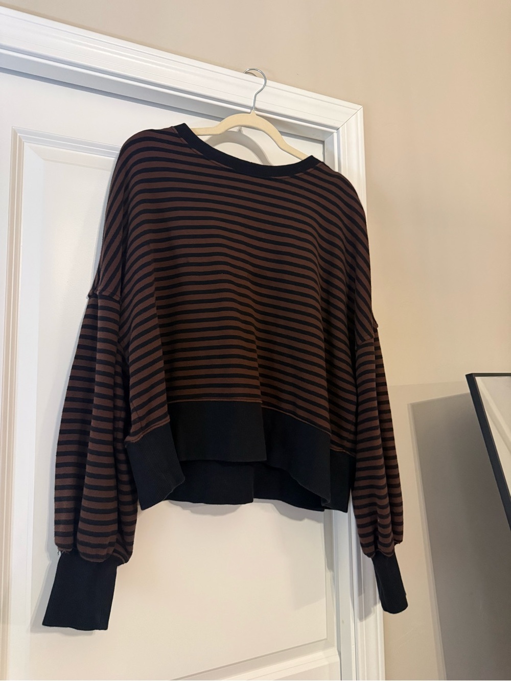 aerie Brown and Black Striped Balloon-Sleeve Sweatshirt